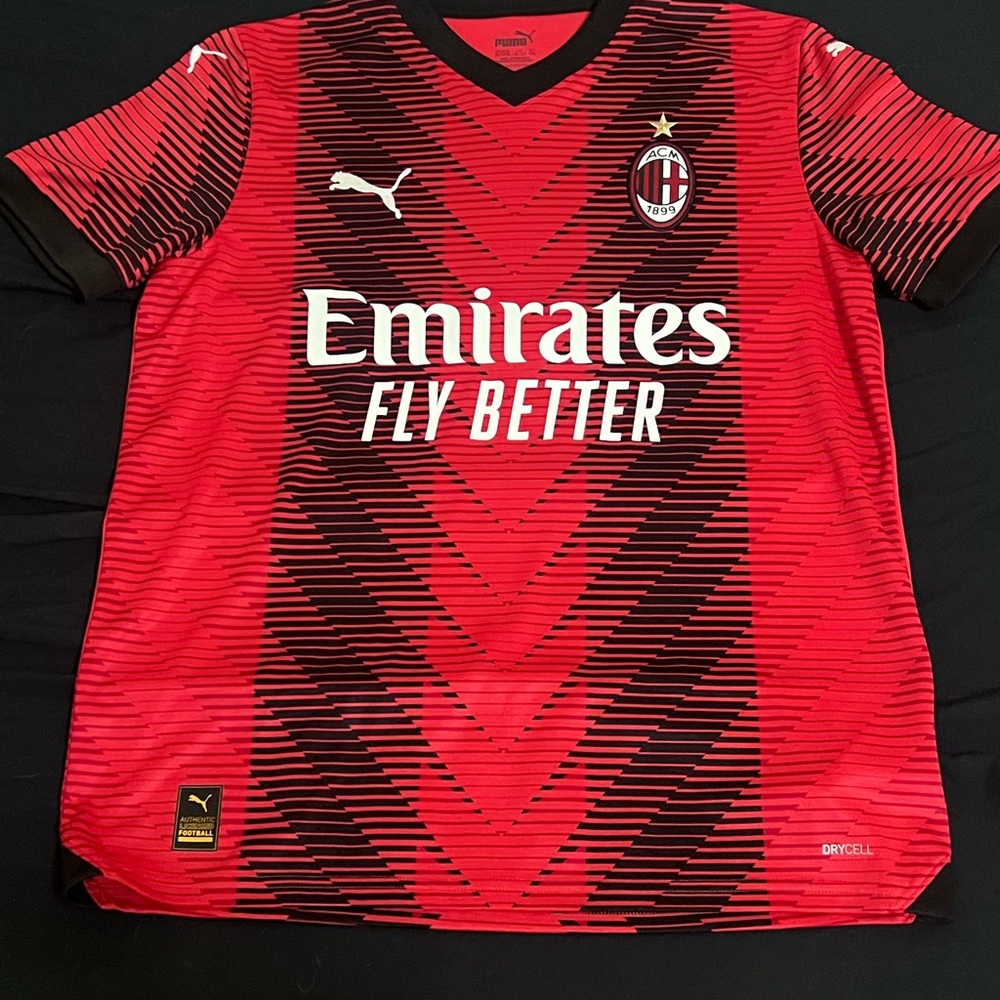 PUMA Youth Soccer A.C. Milan 23/24 Home Jersey